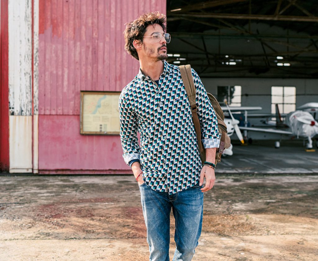 Camisa estampada hombre manga larga