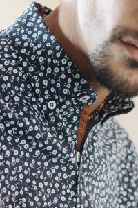 camisa estampada hombre diente de leon
