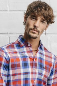 camisa cuadros hombre color
