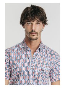 camisa-manga-corta-estampado-geometrico