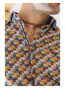camisa estampada de hombre retro
