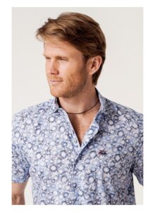 Camisa manga corta regular fit girasoles azules