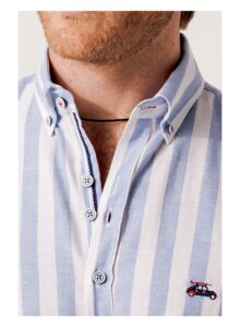 Camisa manga corta regular fit rayas azules