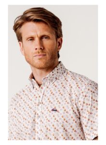 Camisa manga corta slim fit bebida coco