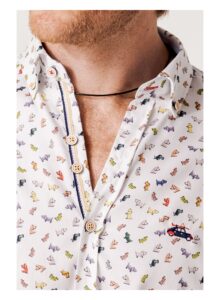 Camisa regular fit mini perros multicolor