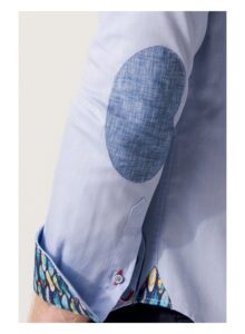 Camisa regular fit oxford azul celeste con detalles tablas de surf