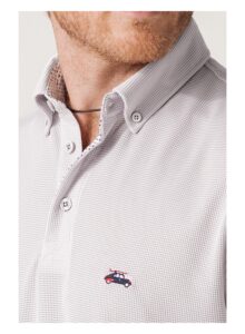 Polo jacquard textura manga corta color blanco roto